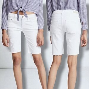 NWT AG Adriano Goldschmied The Nikki Short In White Size 24